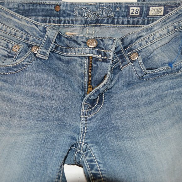 Miss Me skinny jeans Size 28  Excellent condition. - Picture 3 of 11